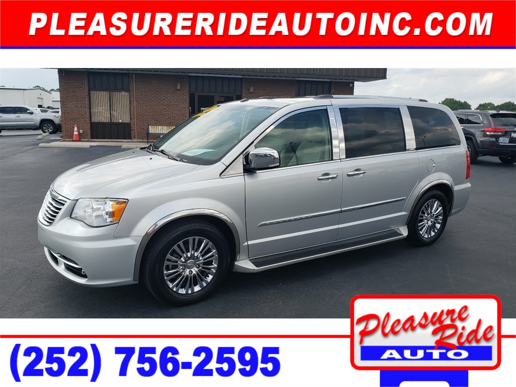 2011 Chrysler Town & Country Limited for sale by dealer