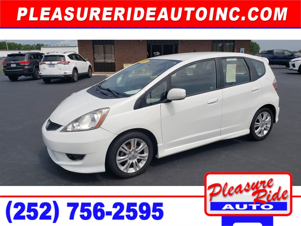 2010 Honda Fit Sport 5-Speed MT for sale by dealer