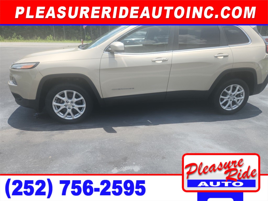2014 Jeep Cherokee Latitude 4WD for sale by dealer