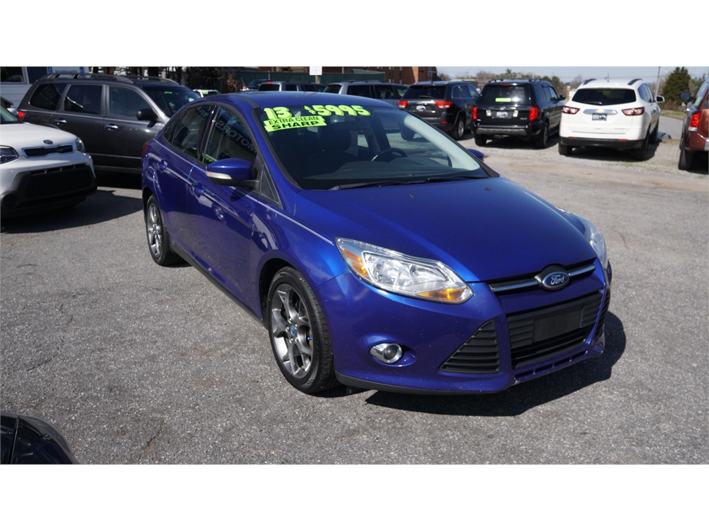 2013 Ford Focus Se Hatchback >> 2013 Ford Focus Se Sedan In Hickory 2013 Ford Focus Se Hatchback >> 2013 Ford Focus Se Sedan In Hickory