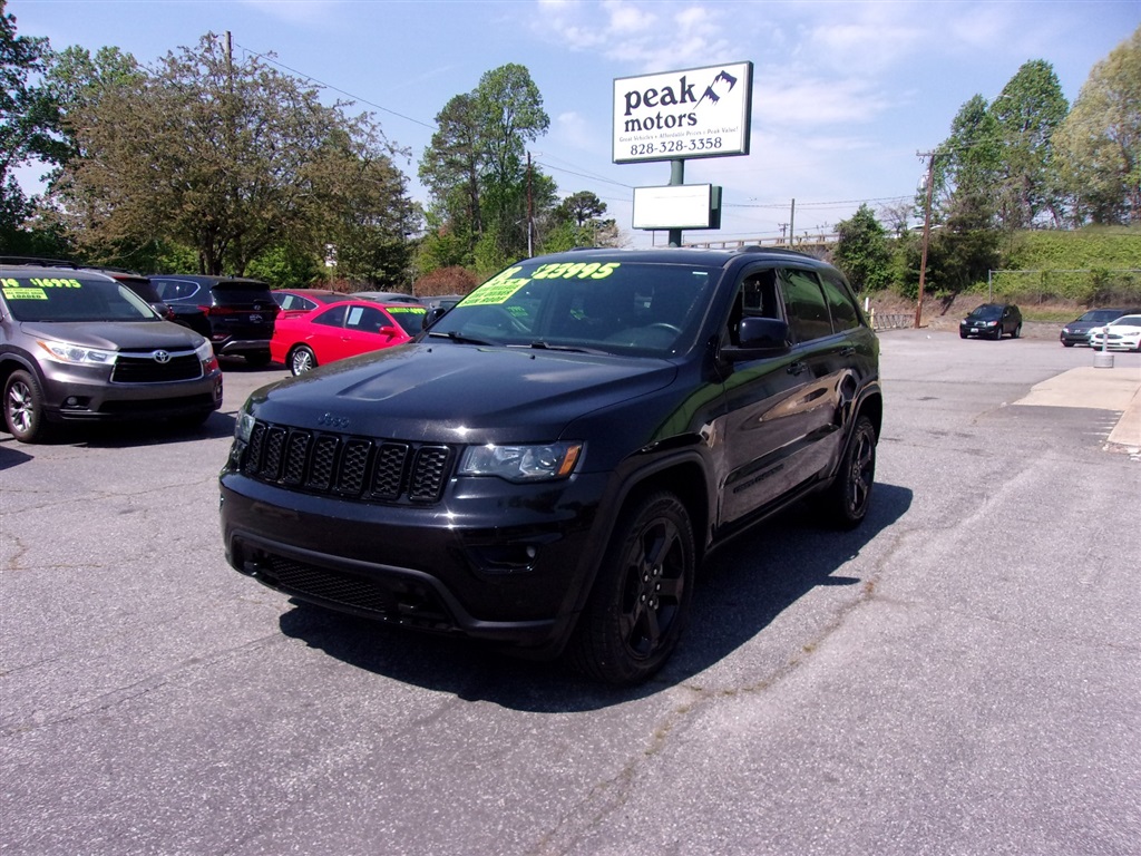 2018 Jeep Grand Cherokee Laredo 4WD for sale by dealer