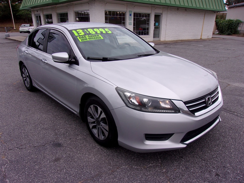 2013 Honda Accord LX Sedan 6-spd MT for sale by dealer