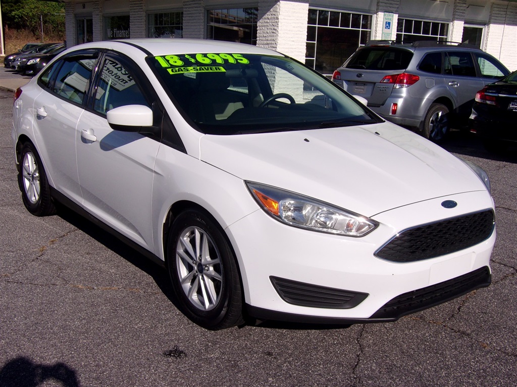 2018 Ford Focus SE Sedan for sale by dealer