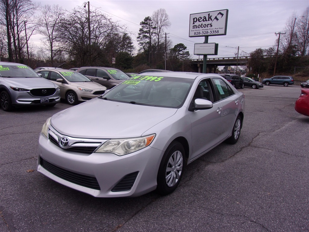 2014 Toyota Camry LE for sale by dealer