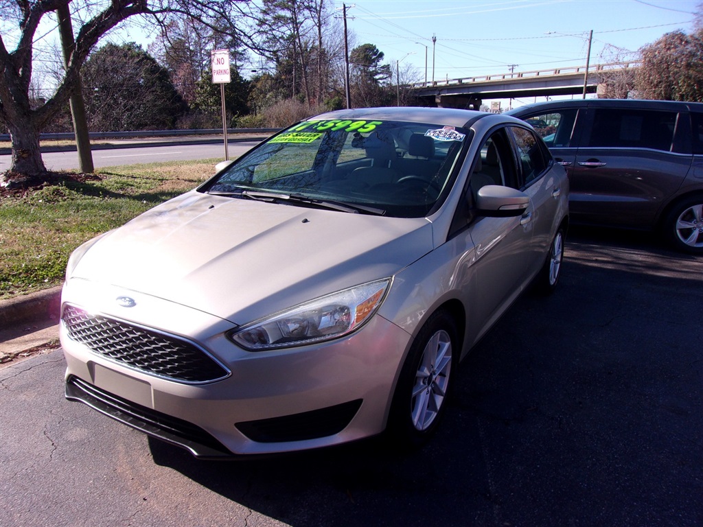 2017 Ford Focus SE Sedan for sale by dealer