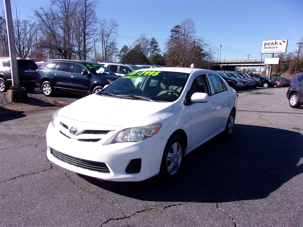 2013 Toyota Corolla LE 4-speed AT for sale by dealer