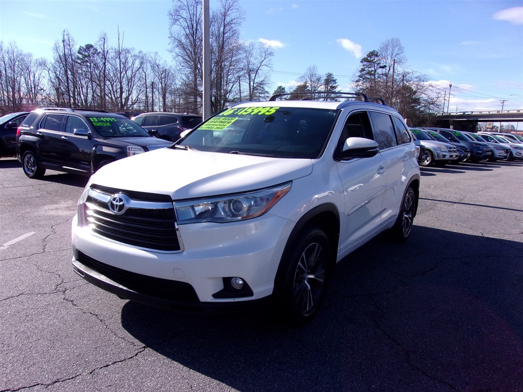 2016 Toyota Highlander XLE AWD V6 for sale by dealer