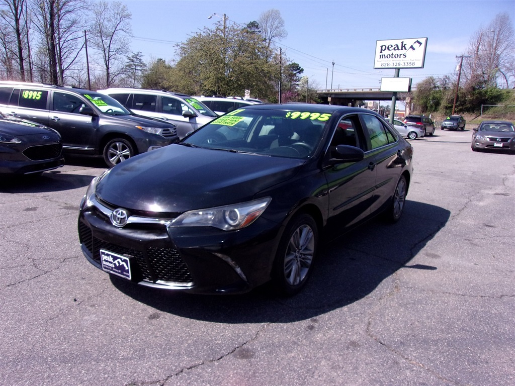 2017 Toyota Camry SE for sale by dealer