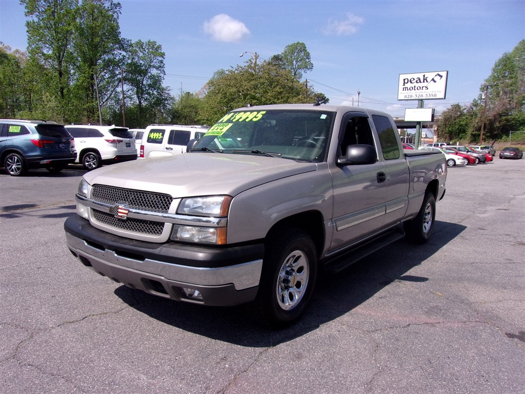 2004 Chevrolet Silverado 1500 LT Ext. Cab Long Bed 4WD for sale by dealer