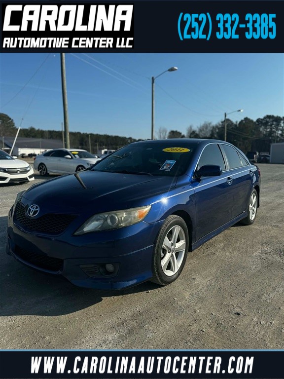 2011 Toyota Camry SE 6-Spd AT for sale by dealer