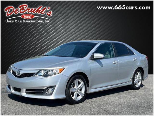 2013 Toyota Camry SE for sale by dealer