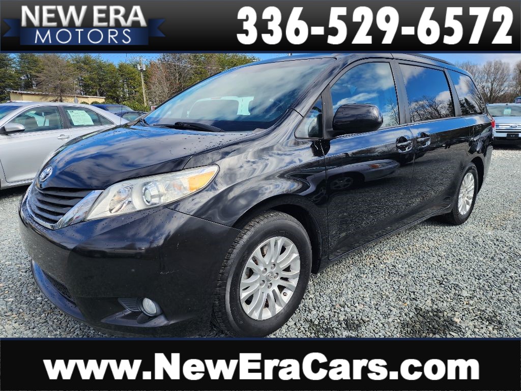 2011 TOYOTA SIENNA XLE for sale by dealer