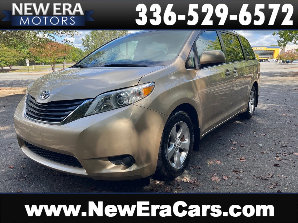 2011 TOYOTA SIENNA LE for sale by dealer