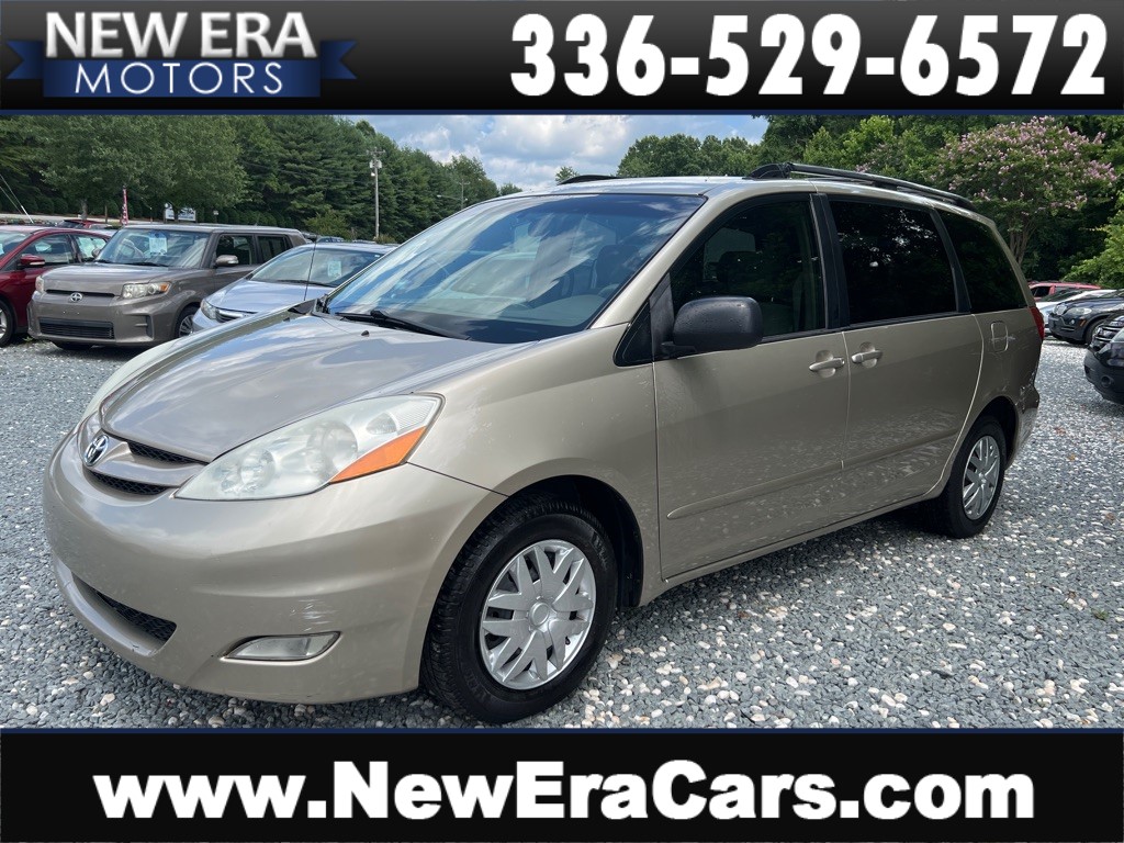 2008 TOYOTA SIENNA LE for sale by dealer