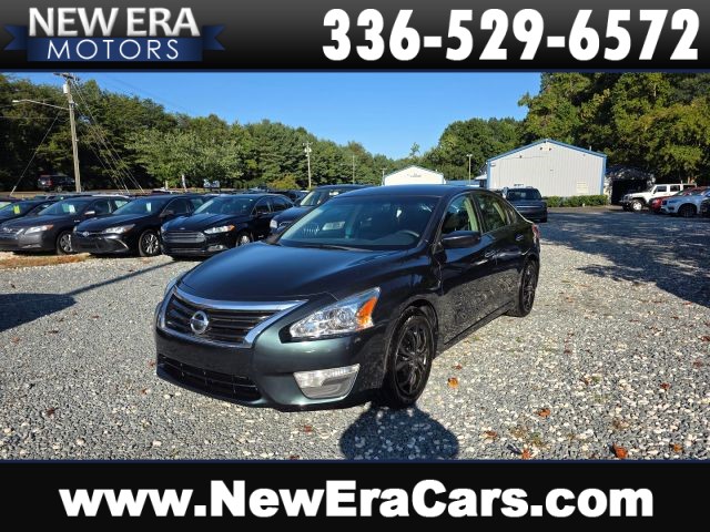 2013 Nissan Altima 2.5 S Sedan 4D for sale by dealer