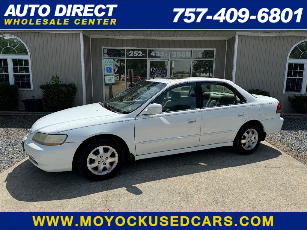 2001 Honda Accord EX sedan with Leather for sale by dealer