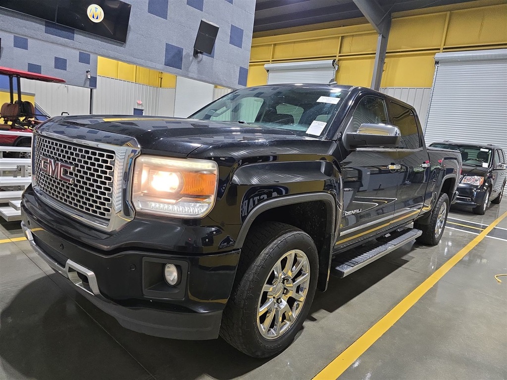 2014 GMC Sierra 1500 Denali Crew Cab 4WD for sale by dealer