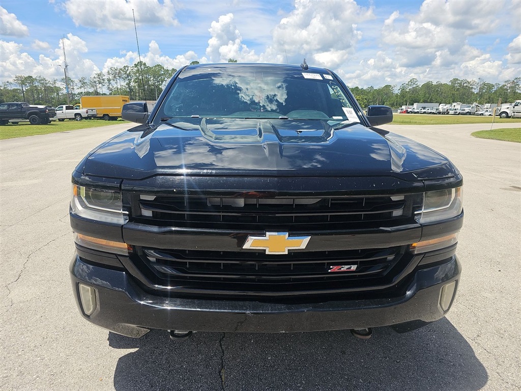 2017 Chevrolet Silverado 1500 LT Crew Cab 4WD for sale by dealer