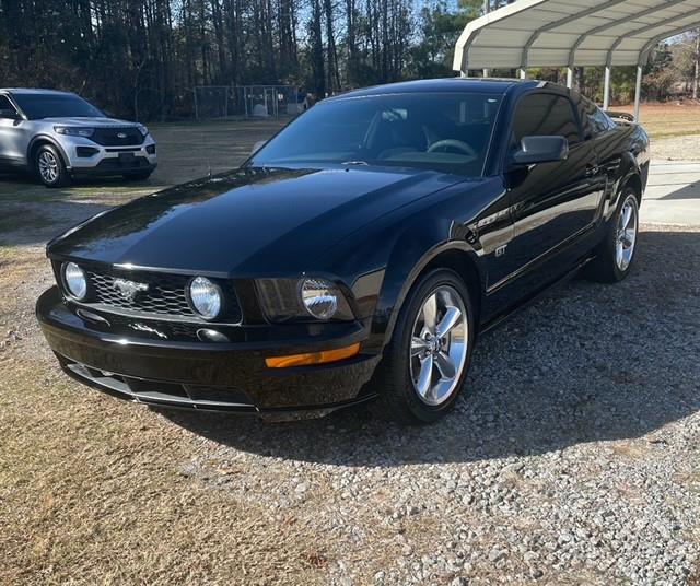 2007 FORD MUSTANG GT DELUXE for sale by dealer